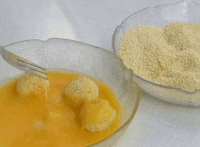 How to make fried mozzarella balls-2 » Tavolart How to make fried mozzarella balls