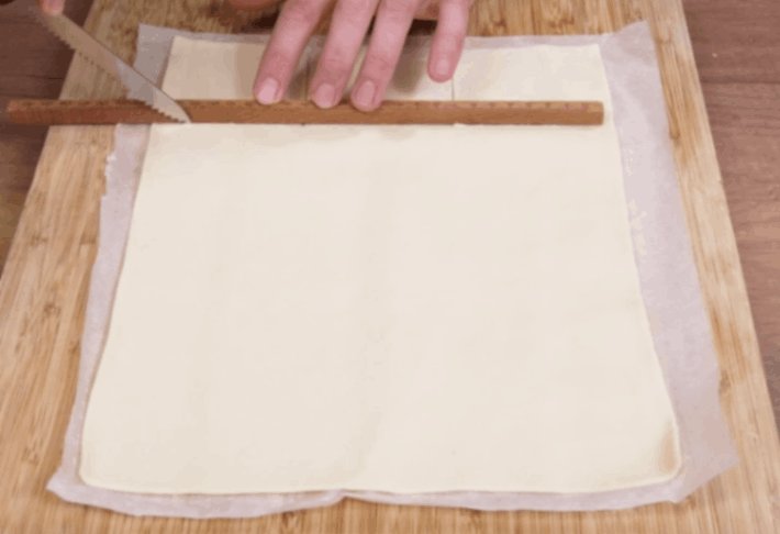 How to make a Christmas Tree Puff Pastry 1